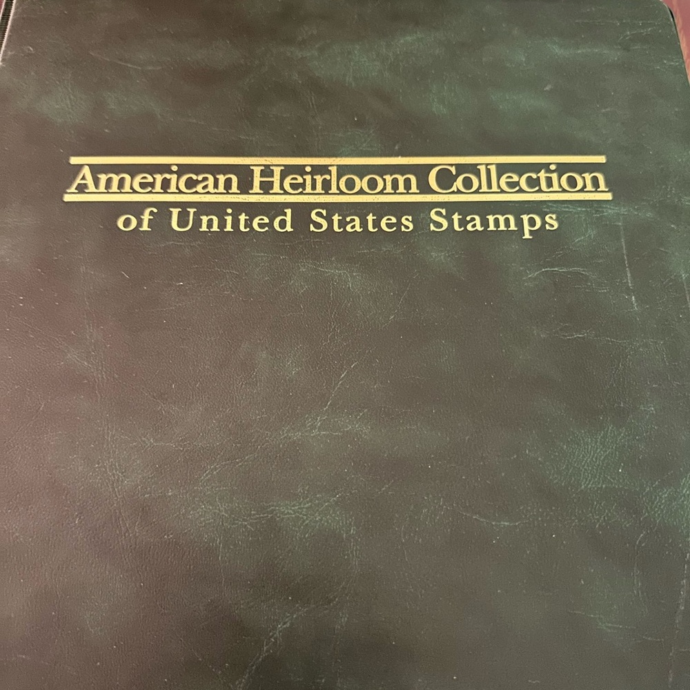 Extensive Stamp Collection includes binders - Picture 15 of 15